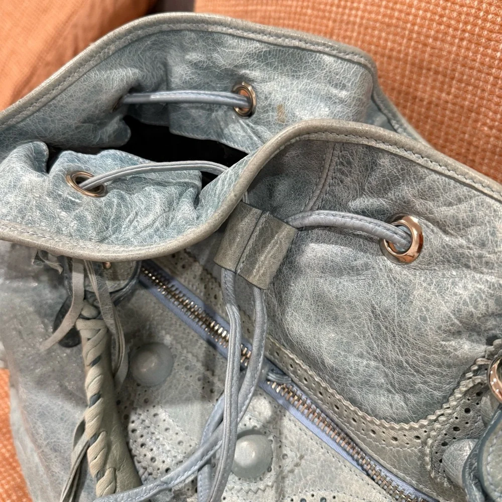 Authentic Balenciaga large bucket bag - Picture 13 of 15